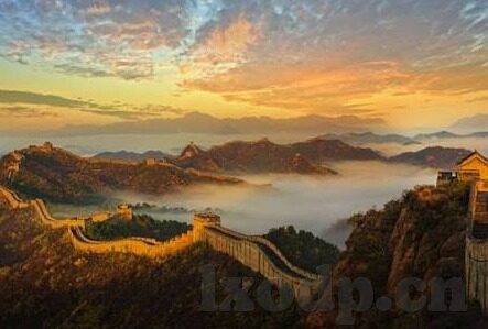 不卡在线日韩av-探索网络内容多样性的重要性，理性视角下的信息选择